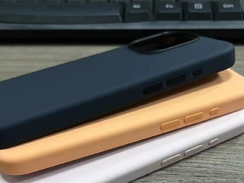 苏尼特左苹果14维修站分享iPhone14手机壳能直接给iPhone15用吗?