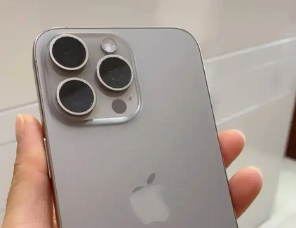 苏尼特左iPhone15序列号查询分享如何查找苹果15手机序列号的位置 